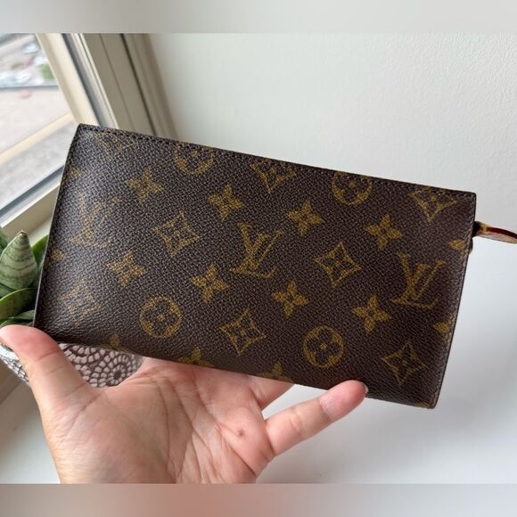 Louis Vuitton Mini Bucket GM Free Gold chain - Picture 3 of 11